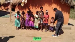 COMEDOR INFANTIL EN LA INDIA