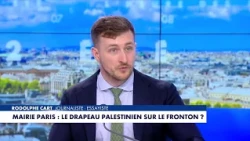 Palestinian flag at Paris City Hall: "The Left is caving in to Jean-Luc Mélenchon"