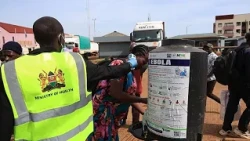 Uganda restringe viagens por Ebola após caso nigeriano evacuado para a Europa