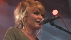 ANASTASIA (EXTRAITS LIVE ET INTERVIEW) - FAV 2013 - TV7
