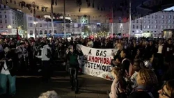 França: multidão enche o Velho Porto de Marselha em protesto antirracista