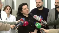 Policia i dëmtoi rëndë syrin, shefja e Shërbimit të Okulistikës: I riu do transportohet në Itali...