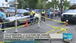Main street near Parque Valle closed due to sinkhole