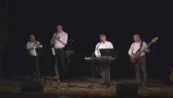 Záhorácki chlapci potešili seniorov v Brezovej