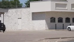 Waco jeweler arrested for allegedly buying stolen jewelry from robbers
