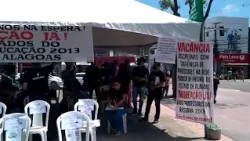 Protesto pela convocação dos aprovados no concurso da educação de Alagoas