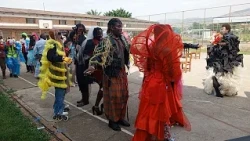 Burundi: A fashion show, made out of recycled waste