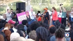 David Jolly courts voters at FAMU homecoming