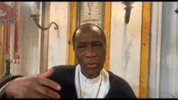 Genoa, Congolese priest from Molassana: "Smartphones stained with the blood of my people"