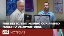Frei Betto, distinguished with the Maestro de Juventudes award.