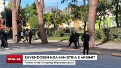 ZHVENDOSEN NGA MINISTRIA E ARSIMIT/ Policia vihet në ndjekje të protestuesve