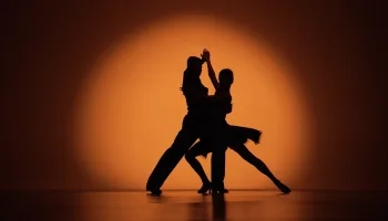 Bailamos