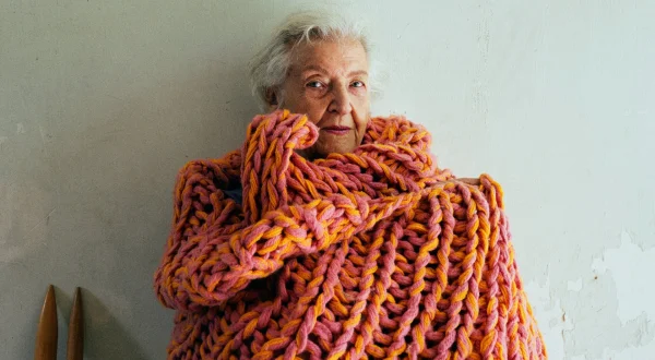 Sheila Hicks - kunstikon og tekstilpioner