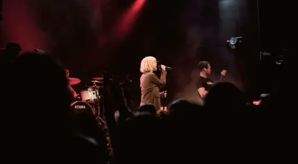 Blondie -- Live in London 2014