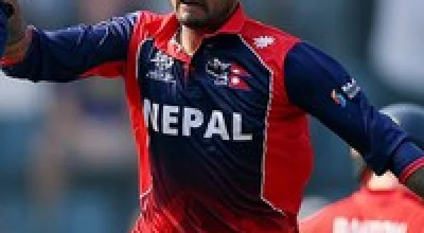 Nepal Climbing Cricket's Mountain