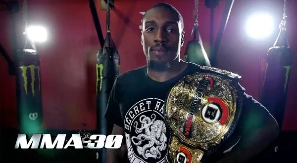 Live: MMA:30