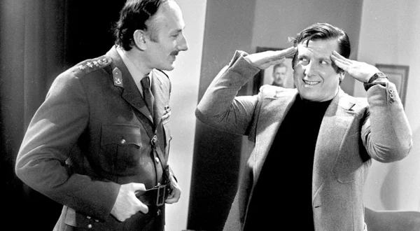 Ένα Τανκ Στο Κρεβάτι Μου