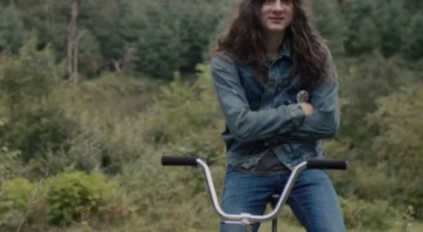 Kurt Vile: (Bottle Back)