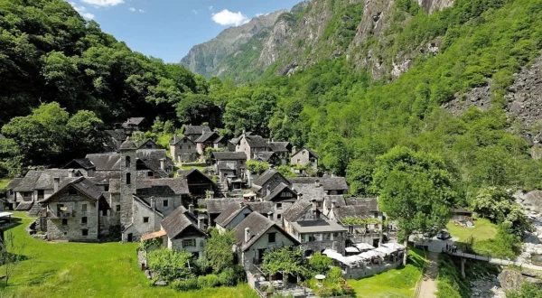 Das magische Maggiatal – Klare Bergseen und majestätische Gipfel