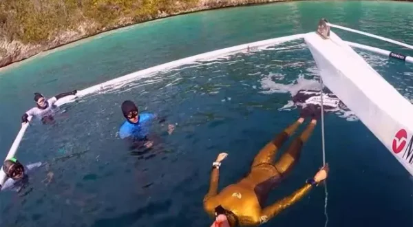 Abyss, les plongeurs de l'impossible