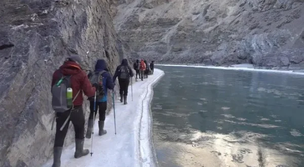 Chadar, le trek des glaces