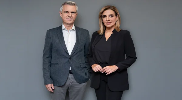 10' Με Τόνο