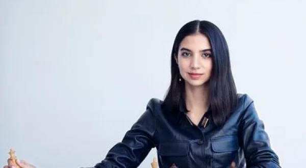 Ajedrez. Entrevista a Sara Khadem