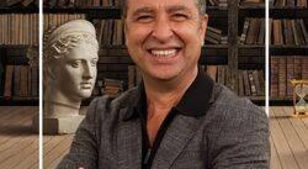 Serda ile Masadaki Sırlar