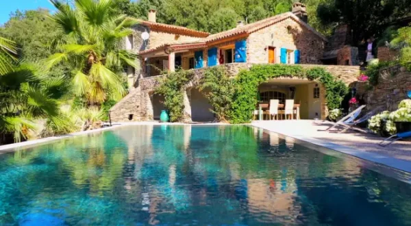 Travaux XXL : piscines et lagons