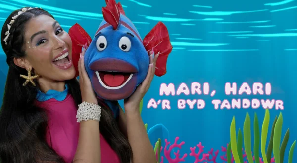 Mari, Hari a'r Byd Tanddwr