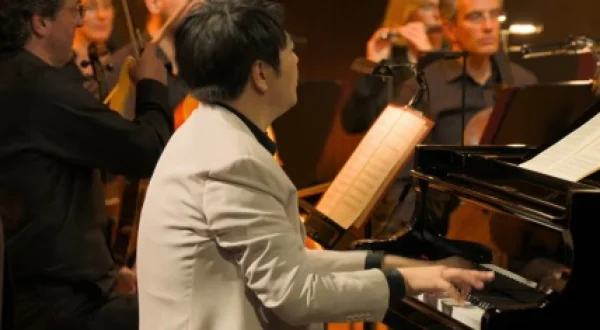Camille Saint-Saëns, con Lang Lang, Gina Alice, Orquesta de la Gewandhaus & Andris Nelsons