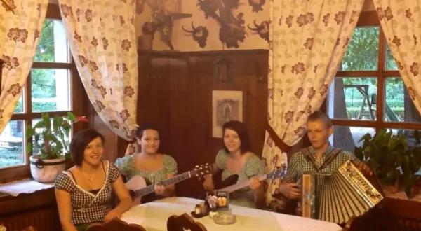 Starparade der Volksmusik