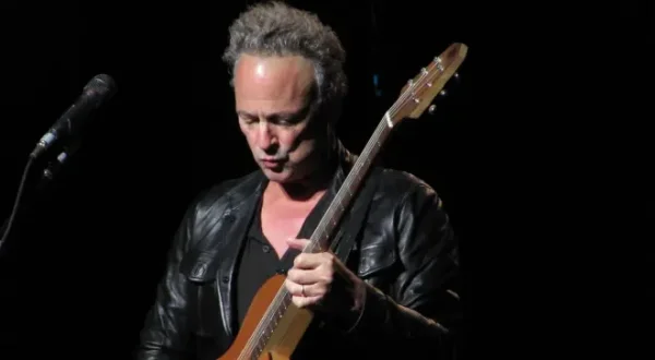 Lindsey Buckingham -- Songs From Small Machine: Live in L.A.