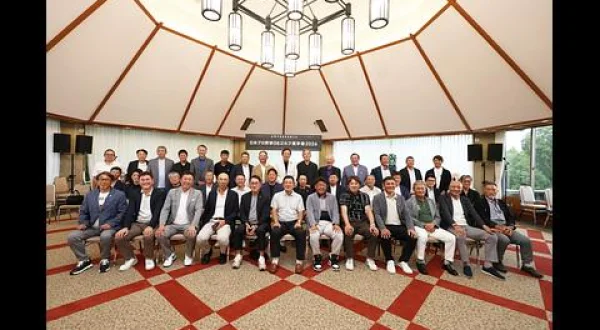 三甲ＰＲＥＳＥＮＴＳ 日本プロ野球OBゴルフ選手権2026 1日目