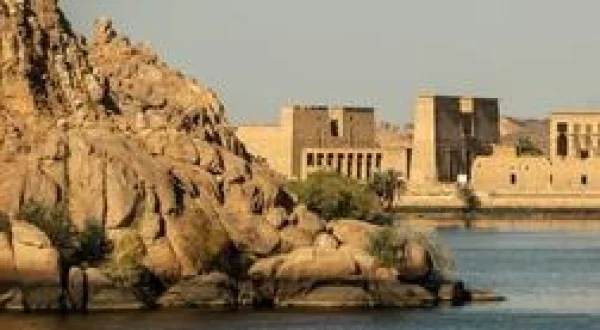Philae, le sanctuaire englouti