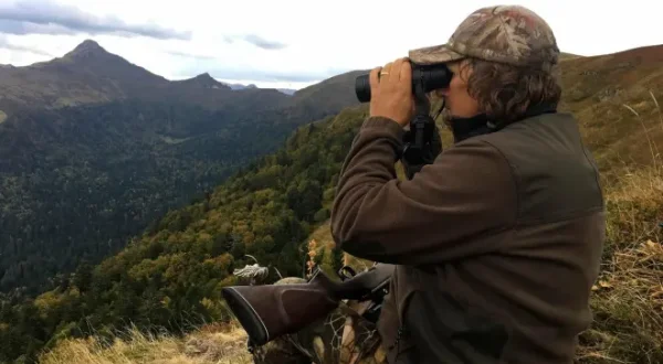 Être Cantalou et chasseur