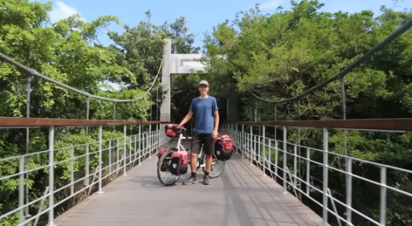 Essen. Schlafen. Surfen