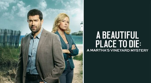 A Beautiful Place to Die: A Martha's Vineyard Mystery