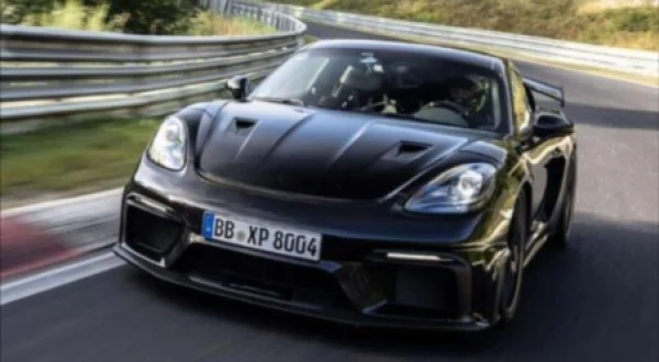 Porsche Cayman Gt4