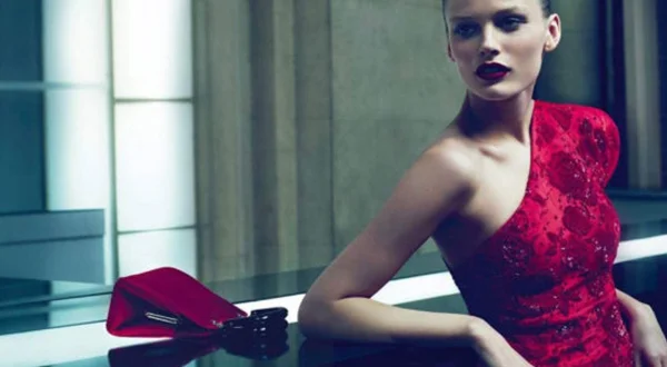 Armani Story