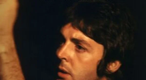 Paul Mccartney & Wings: One Hand Clapping