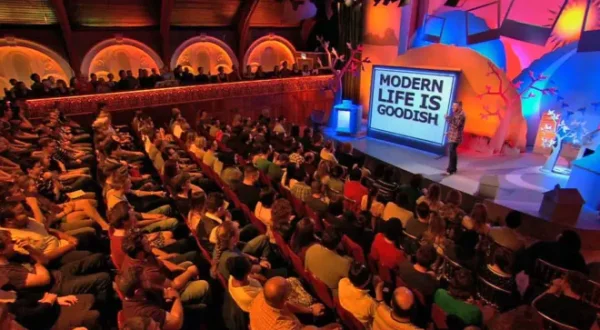 Dave Gorman: Modern Life is Goodish
