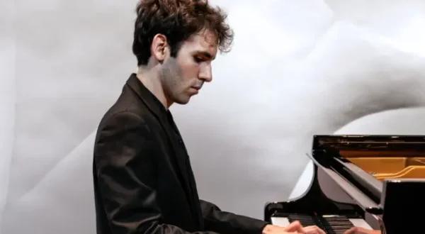 Alexandre Kantorow à la Philharmonie de Paris : Brahms, Schubert
