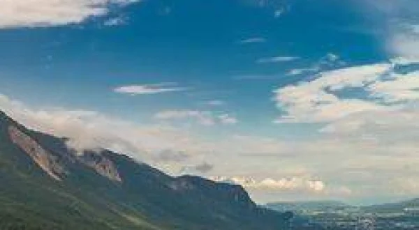 Yayla Uşakları