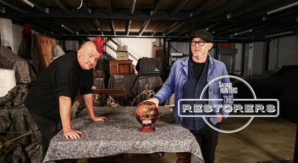 Salvage Hunters: The Restorers