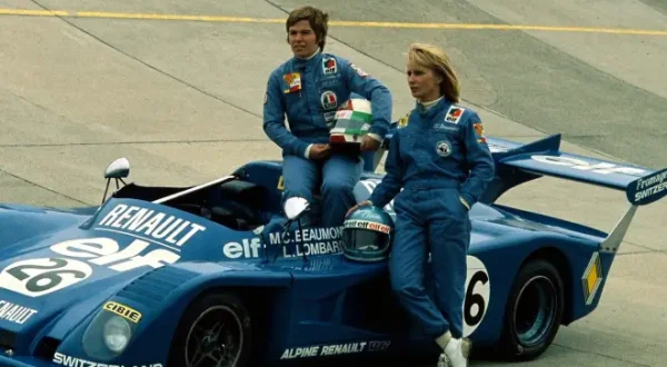 Alpine l'aventure en bleu