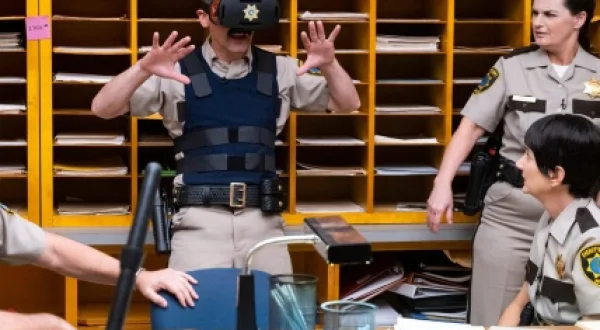 Reno 911! | ¿Importan las vidas beige?