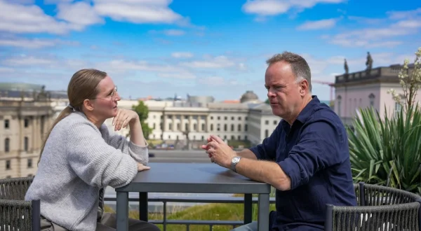 Am Puls mit Christian Sievers Welt in Dauerkrise: Was gibt uns Sicherheit?