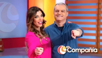 En compañía