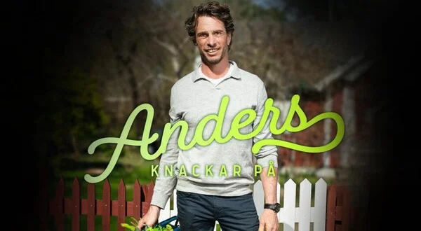Anders knackar på